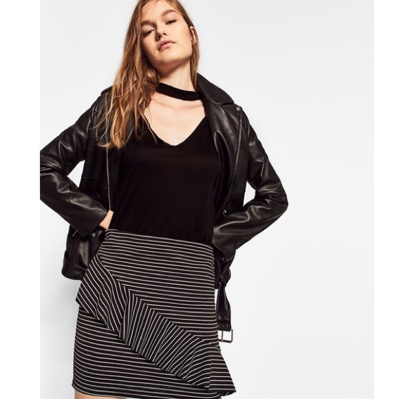 Zara Striped Mini Skirt - Picture 2 of 8